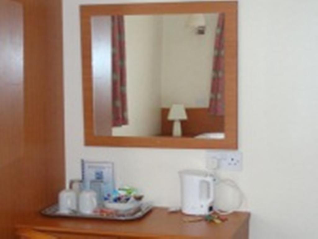 Sk Heathrow Hotel Hayes  Pokoj fotografie